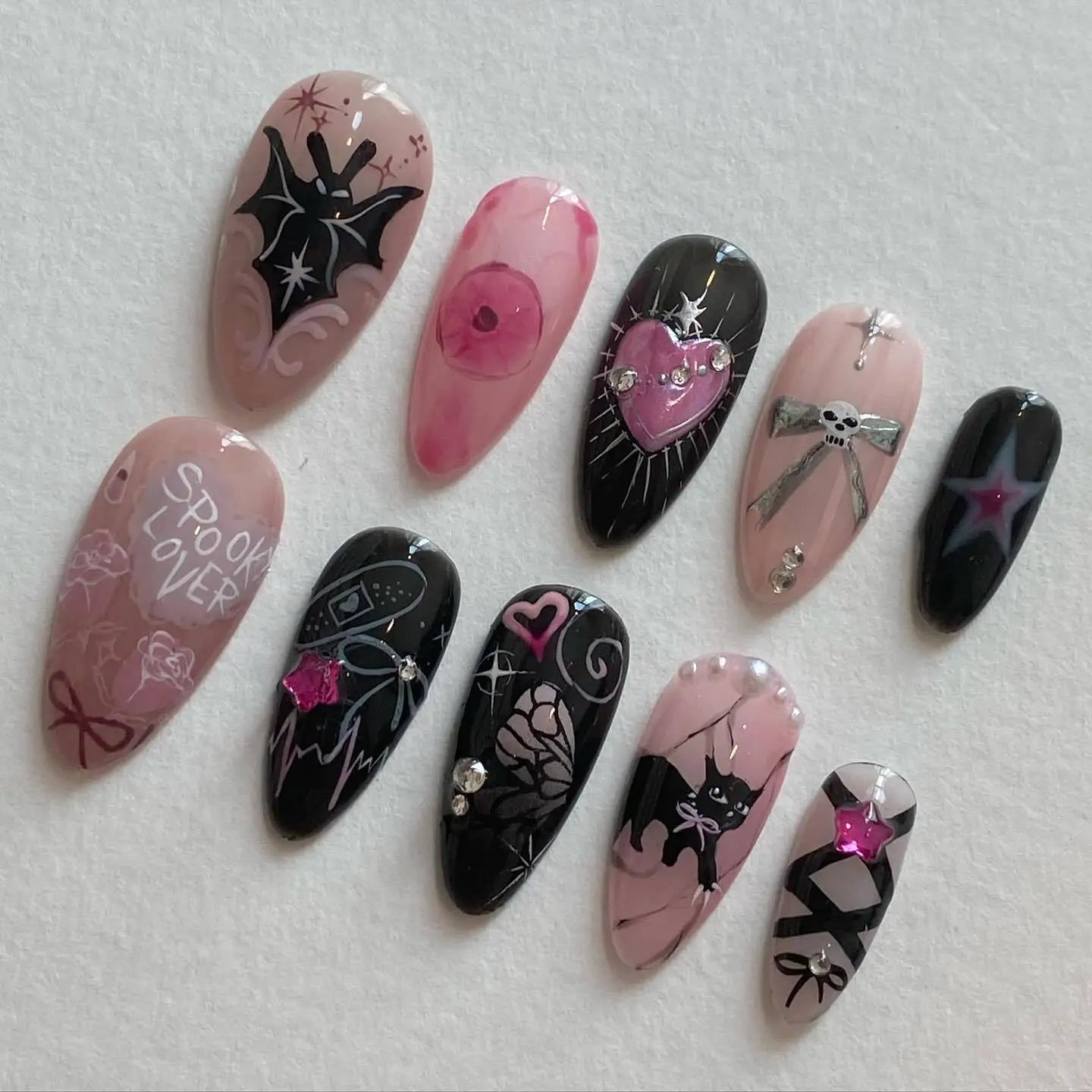 24Pcs Dark Press on Fake Nails with Black Glitter 3D Metallic Designs Sweet Cool Almond False Nails Detachable Nails Spice Girls