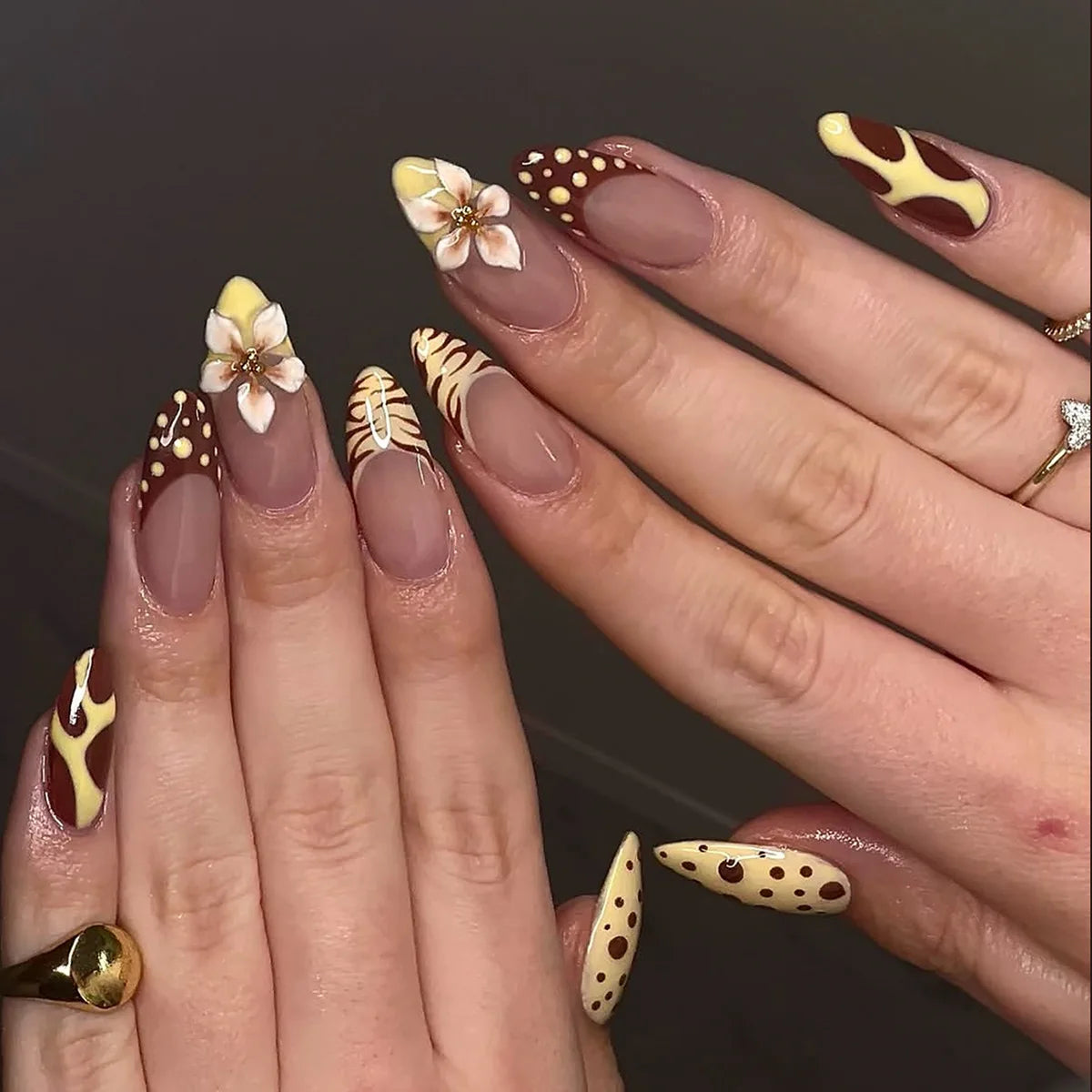 24Pcs Dark Press on Fake Nails with Black Glitter 3D Metallic Designs Sweet Cool Almond False Nails Detachable Nails Spice Girls